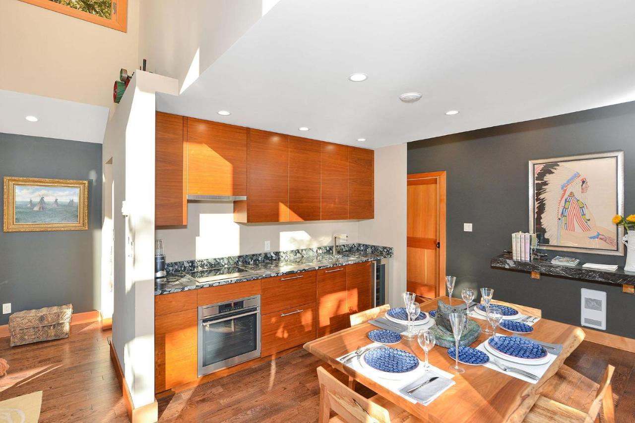 Salishan Tree House Suite Cowichan Bay Ngoại thất bức ảnh